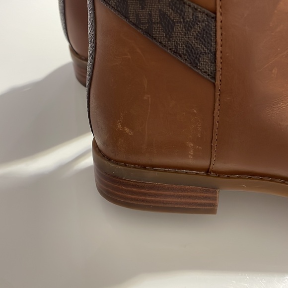 🎉MICHAEL Michael Kors Flat bootie 6🎉 - Picture 6 of 7
